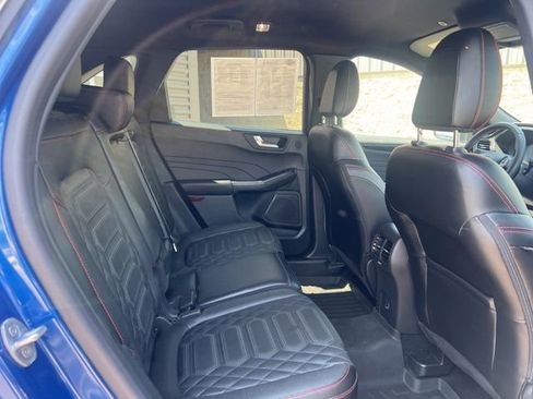 Used 2023 Ford Escape ST-Line Elite w/ Premium Technology Package AWD/4WD image 14
