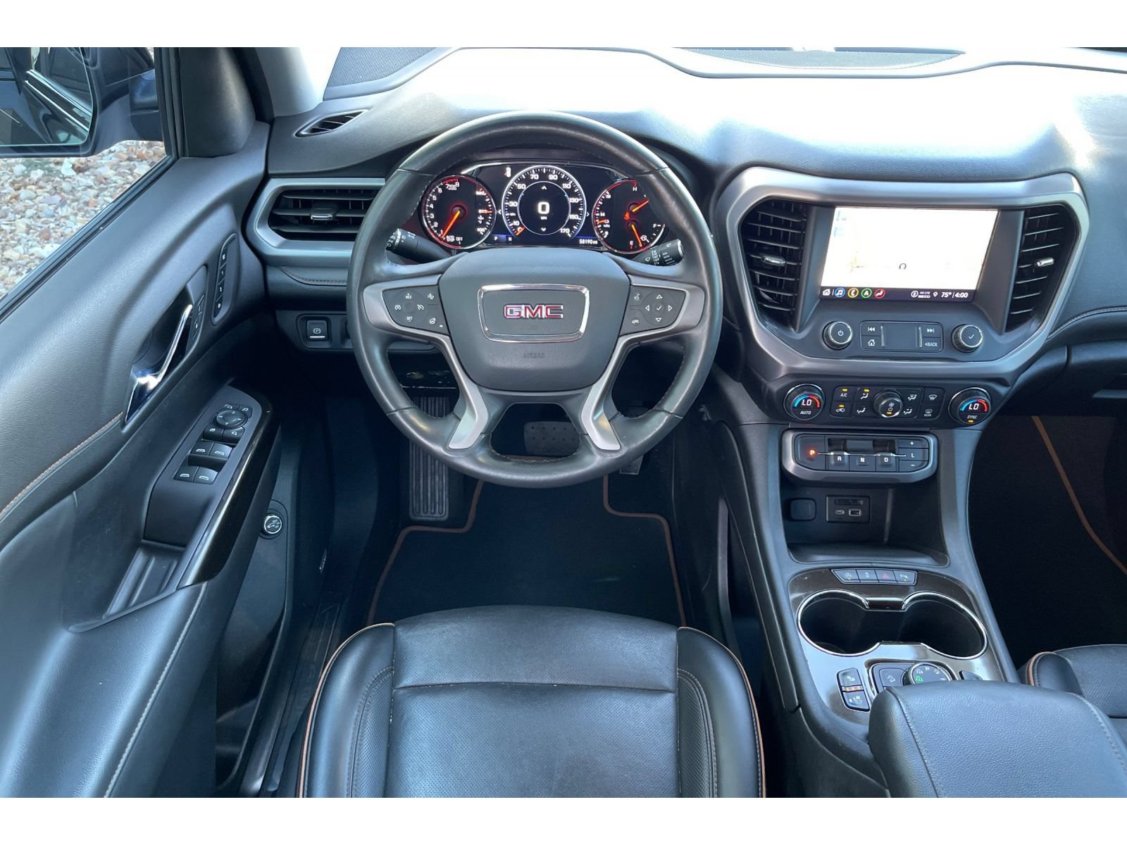 Used 2021 GMC Acadia AT4 w/ Technology Package AWD/4WD image 17