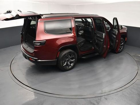 New 2026 Jeep Grand Wagoneer Limited image 29