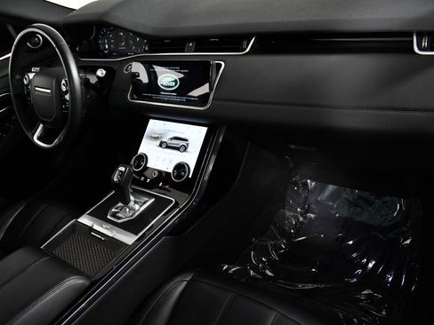 Used 2020 Land Rover Range Rover Evoque SE image 20