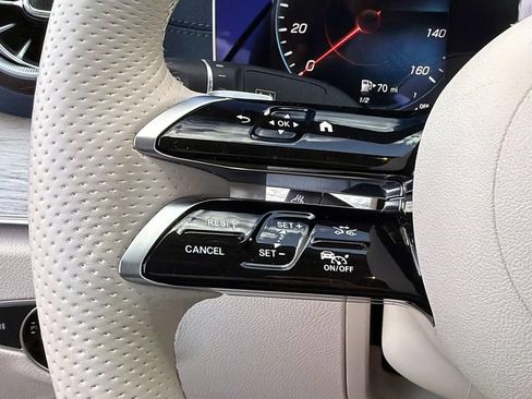 Used 2023 Mercedes-Benz E 450 Cabriolet image 30