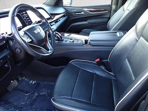 Used 2022 Cadillac Escalade ESV Premium Luxury image 13