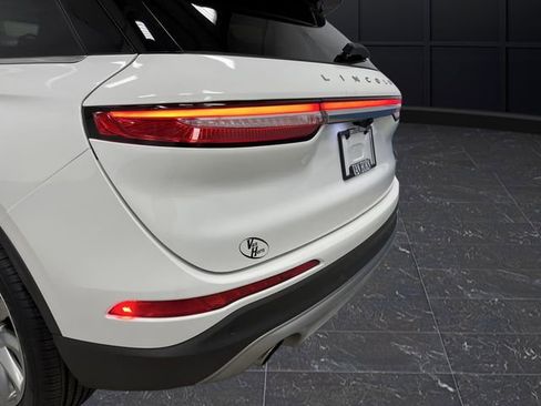 Used 2022 Lincoln Corsair AWD w/ Premium Package image 37