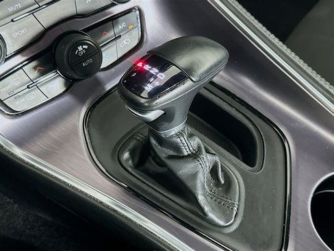 Used 2018 Dodge Challenger SXT image 23