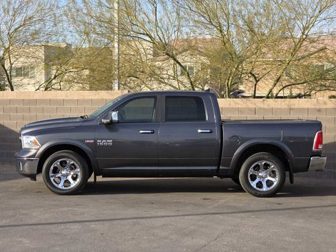 Used 2016 RAM 1500 Laramie w/ Convenience Group image 6