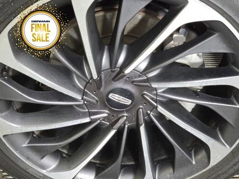 Used 2022 Lincoln Aviator Reserve w/ Equipment Group 201A image 10