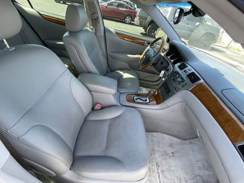 Used 2006 Lexus ES 330 FWD image 24