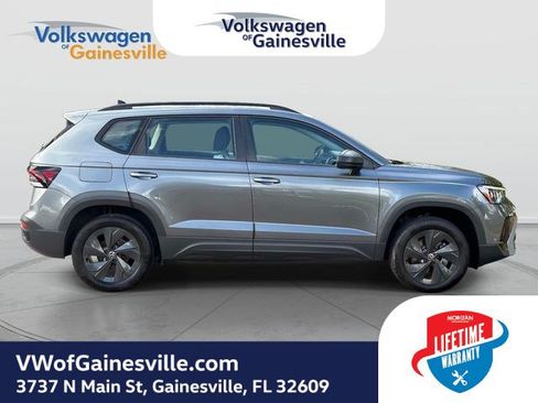 Certified 2025 Volkswagen Taos S FWD image 2