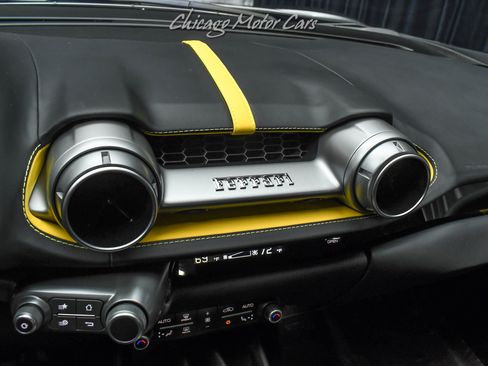 Used 2019 Ferrari 812 Superfast image 16
