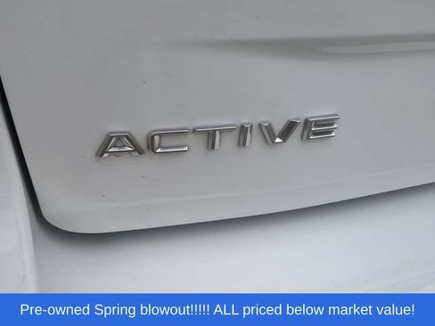 Used 2025 Ford Expedition Active RWD image 11