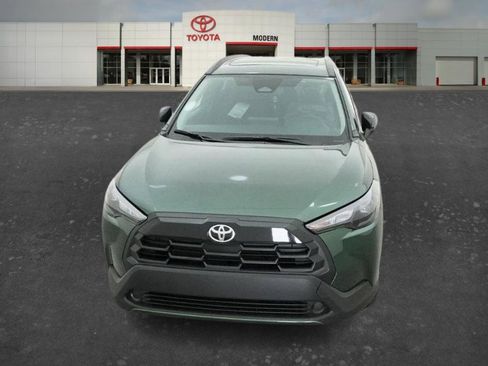 New 2026 Toyota Corolla Cross LE w/ Moonroof Package FWD image 17