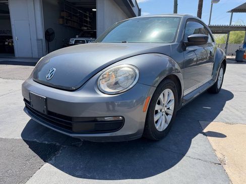 Used 2014 Volkswagen Beetle 1.8T FWD image 3