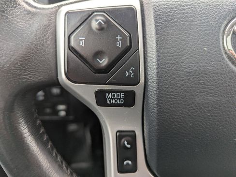 Used 2018 Toyota Tundra Limited image 30