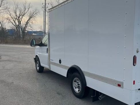 New 2025 Chevrolet Express 3500 Work Van w/ Power Convenience Package image 8