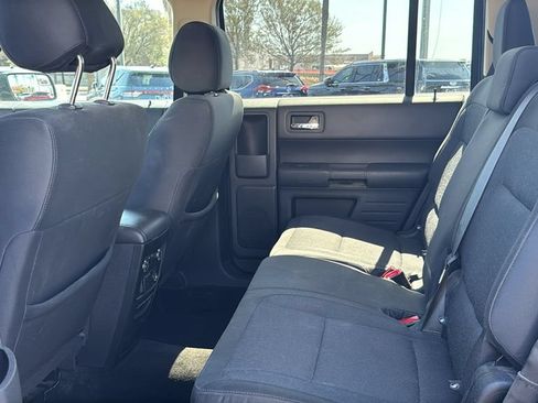Used 2016 Ford Flex SE FWD image 19