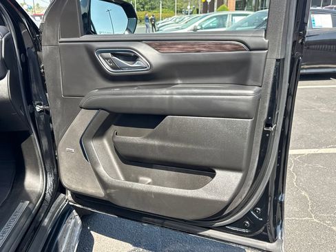 Used 2024 Chevrolet Tahoe LT AWD/4WD image 15