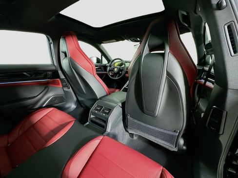 New 2026 Porsche Panamera image 30
