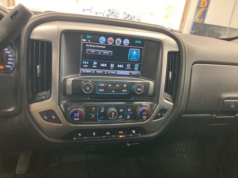 Used 2019 GMC Sierra 2500 SLT w/ Duramax Plus Package AWD/4WD image 24