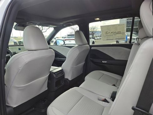 New 2026 Lexus TX 350 AWD image 16