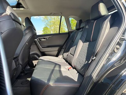 Used 2022 Toyota RAV4 Adventure w/ Convenience Package AWD/4WD image 25
