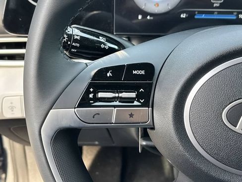 New 2026 Hyundai Elantra Limited FWD image 24