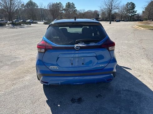 Used 2023 Nissan Kicks SR w/ SR Premium Package image 5