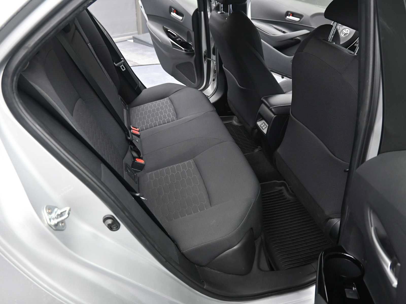Used 2024 Toyota Corolla SE FWD image 15