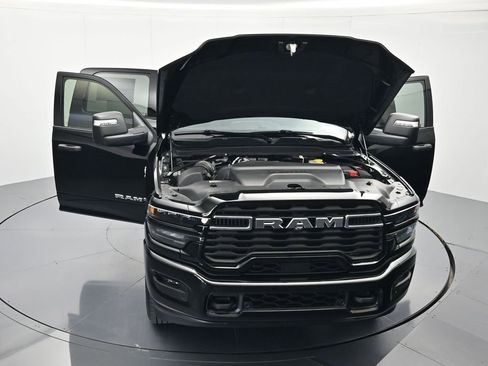 New 2026 RAM 3500 Big Horn AWD/4WD image 44
