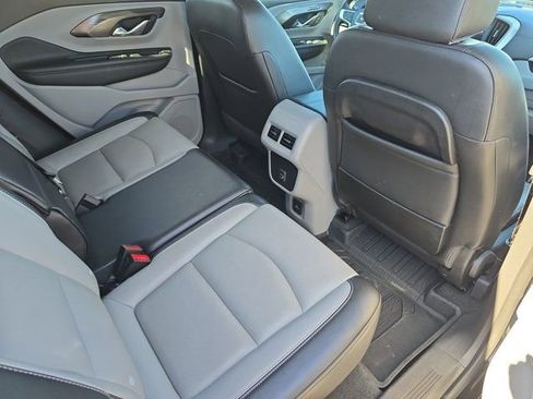 Used 2022 GMC Terrain SLT w/ Infotainment Package II image 11