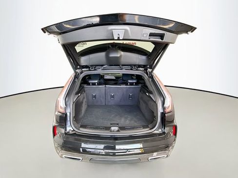 Used 2024 Cadillac XT4 Sport w/ Technology Package image 26