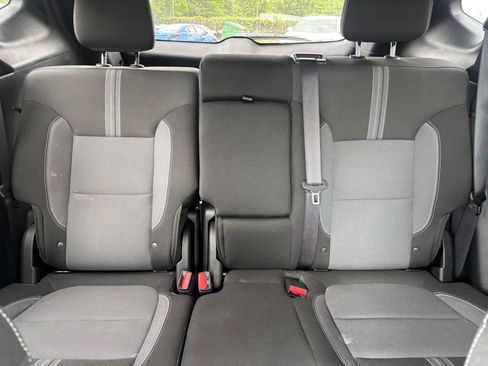 Used 2025 Chevrolet Blazer LT image 39