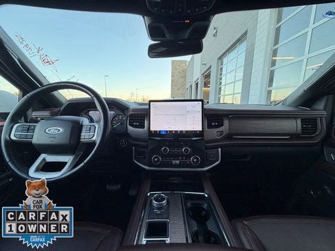 Used 2024 Ford Expedition Max Limited image 23