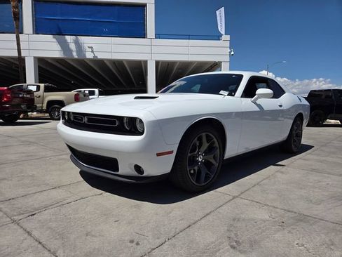 Used 2019 Dodge Challenger SXT w/ Plus Package RWD image 2