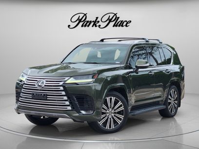 Used 2023 Lexus LX 600 4WD w/ Accessory Package (Z1)