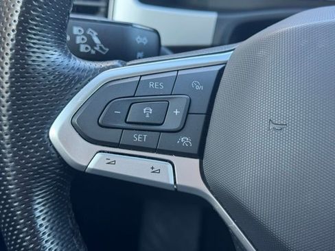 Used 2023 Volkswagen Atlas SEL Premium image 37