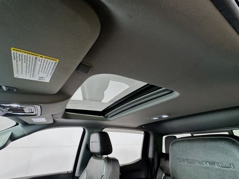 Used 2019 GMC Sierra 1500 Denali w/ Denali Ultimate Package image 6