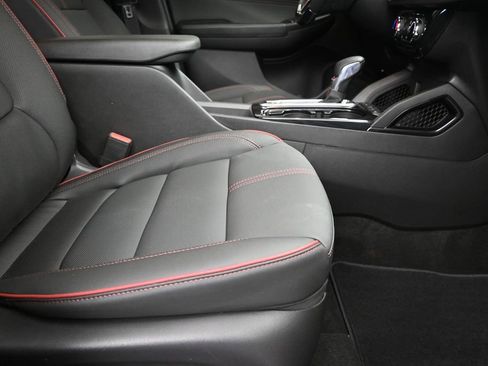 Used 2024 Chevrolet TrailBlazer RS w/ Driver Confidence Package FWD image 25