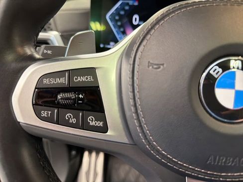 Used 2024 BMW X7 xDrive40i w/ Executive Package AWD/4WD image 19
