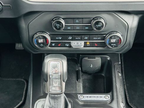 Used 2025 Ford Bronco Outer Banks AWD/4WD image 21