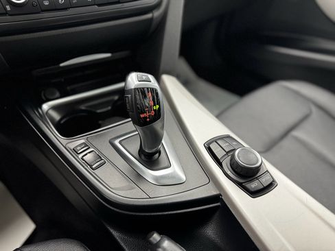 Used 2015 BMW 320i xDrive Sedan image 26