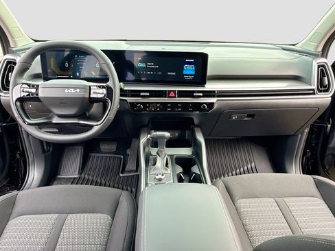 New 2026 Kia Sorento LX FWD image 3