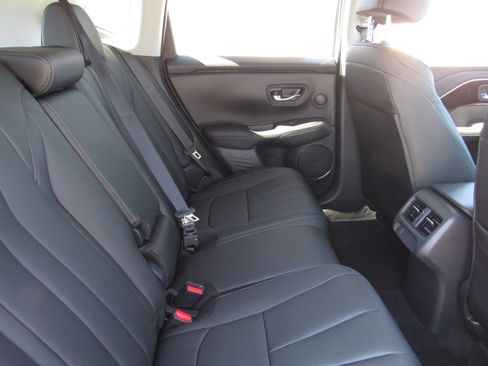 Certified 2025 Acura ADX FWD image 12