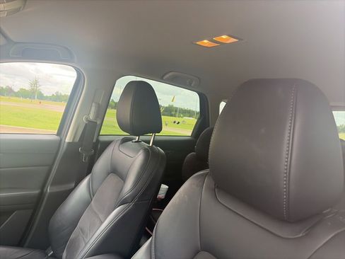 Used 2019 MAZDA CX-5 Touring FWD image 15