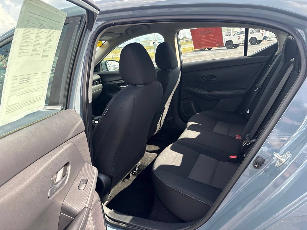 Used 2024 Nissan Sentra SV w/ Lighting Package FWD image 16