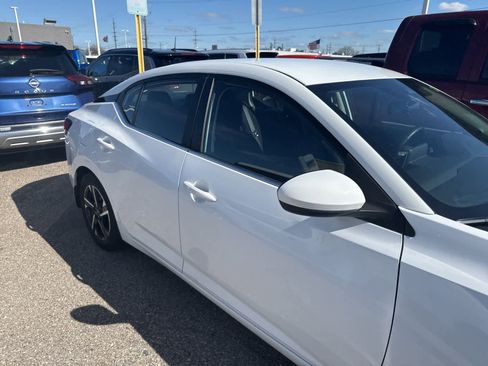 Used 2025 Nissan Sentra SV w/ All-Weather Package FWD image 23