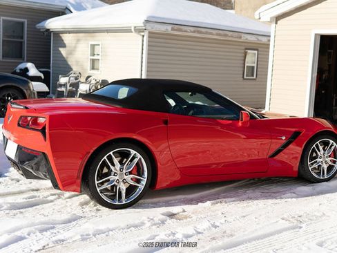 Used 2018 Chevrolet Corvette Stingray Convertible w/ 2LT Preferred Equipment Group image 8