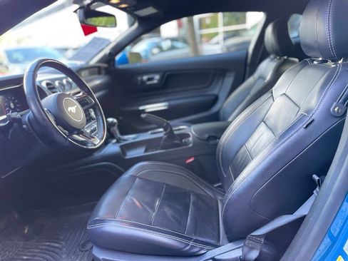 Used 2019 Ford Mustang GT Premium w/ GT Performance Package RWD image 18
