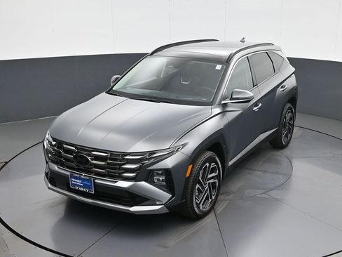 Certified 2025 Hyundai Tucson Limited image 13