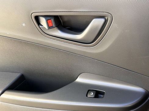 Used 2023 Hyundai Kona SEL image 24