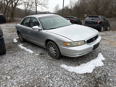 Used 2003 Buick Century Custom w/ Preferred Equipment Group 1SB image 2
